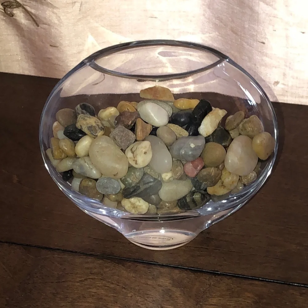 Clear Rounded narrow unique Vase 6’ x 7’ x 3’